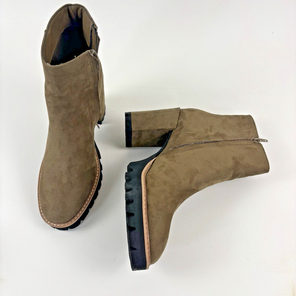 CUSHIONAIRE Women's Ringo platform heel boot Memory Foam Size 11M - Picture 13 of 15